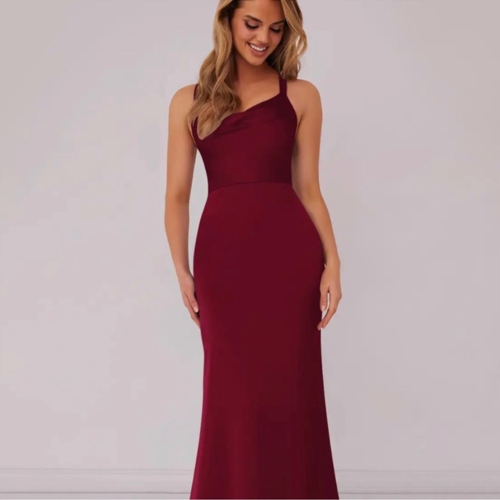 AZAZIE 1007 Barbie Burgundy Mermaid
Pleated Stretch Satin Dress Size A6